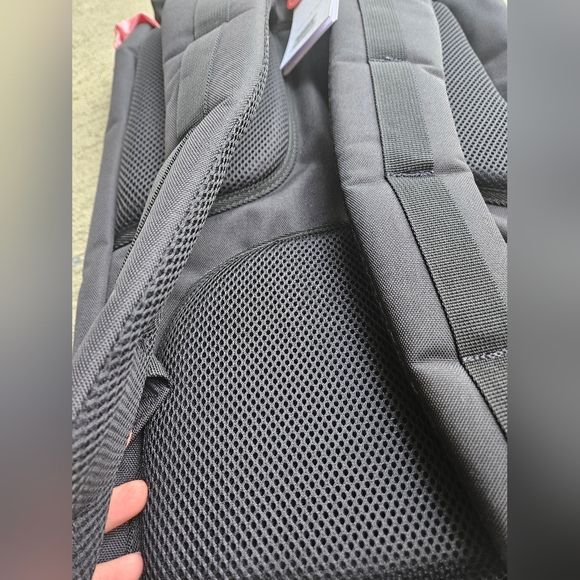 Herschel Little America™ Backpack - 30L Black/Tan - Picture 8 of 16